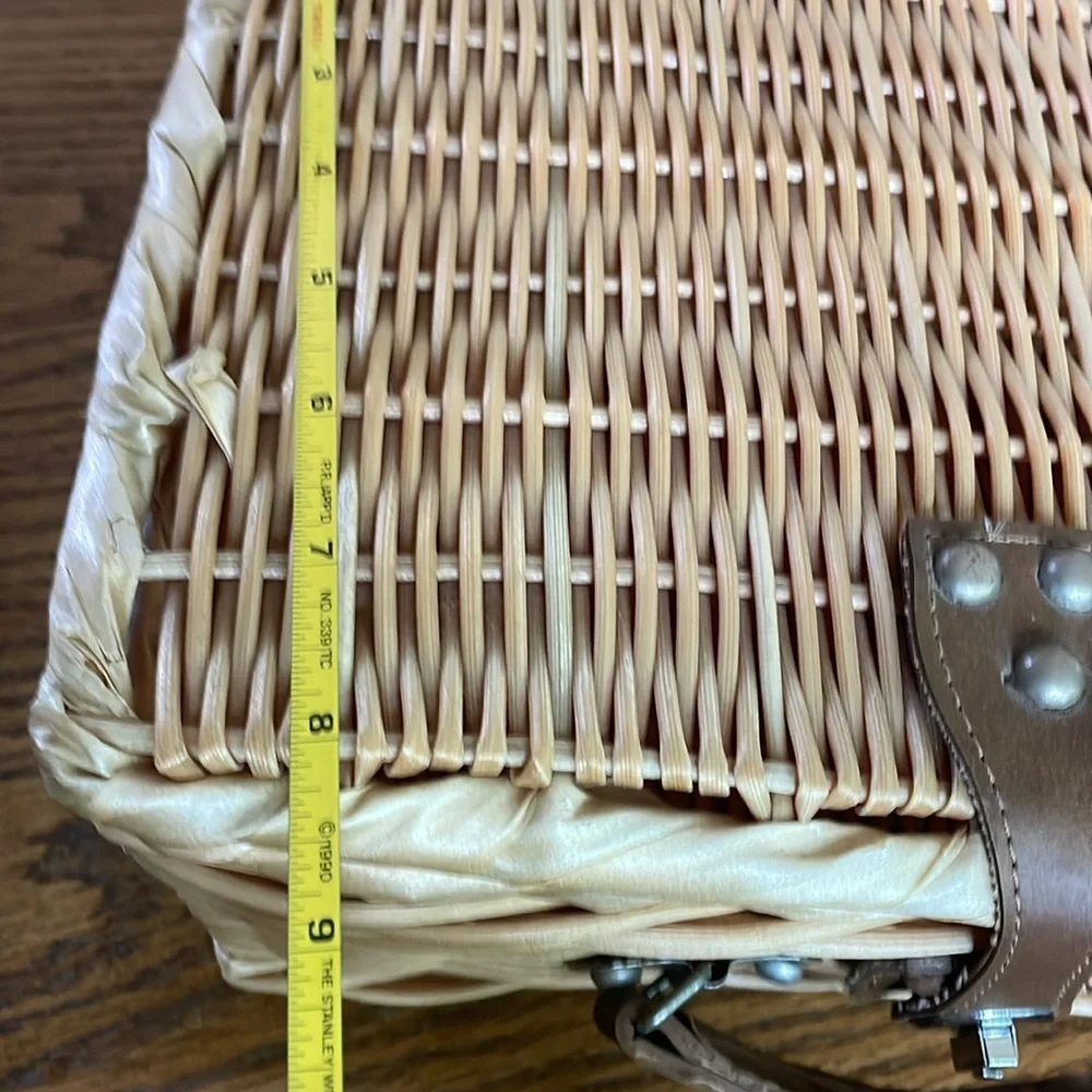 Vintage Wicker Basket Clutch, GUC - Picture 7 of 9